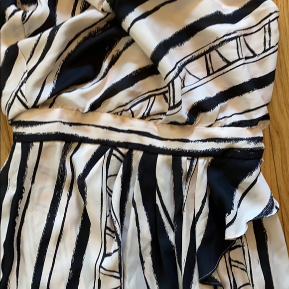 Bcbgeneration one shoulder black & cream dress - Picture 3 of 6